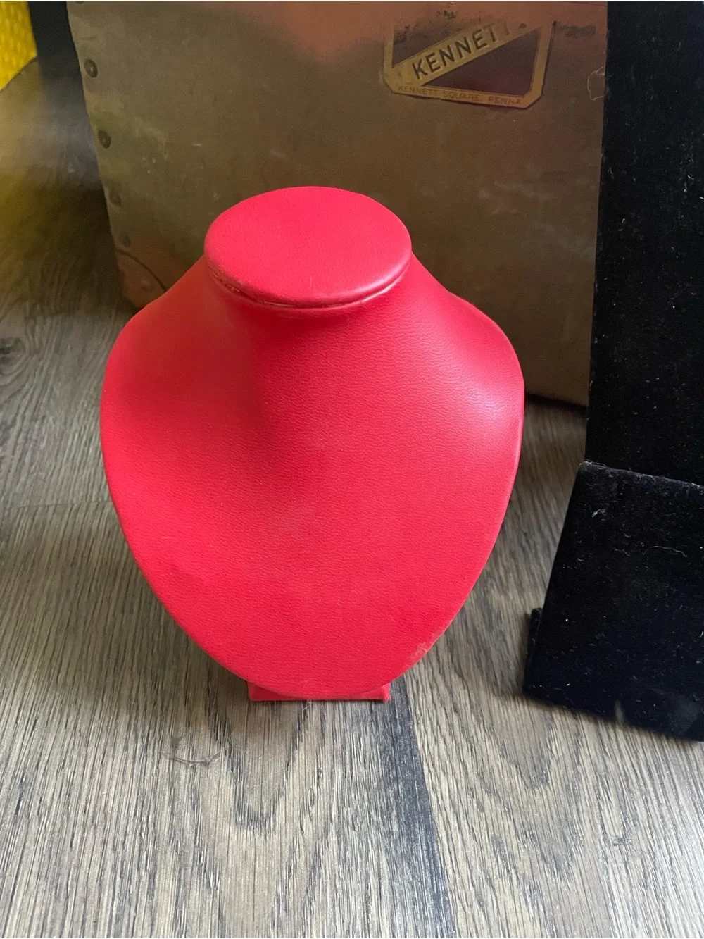 Lot Jewelry Stands Display Velvet Faux Leather Small Large